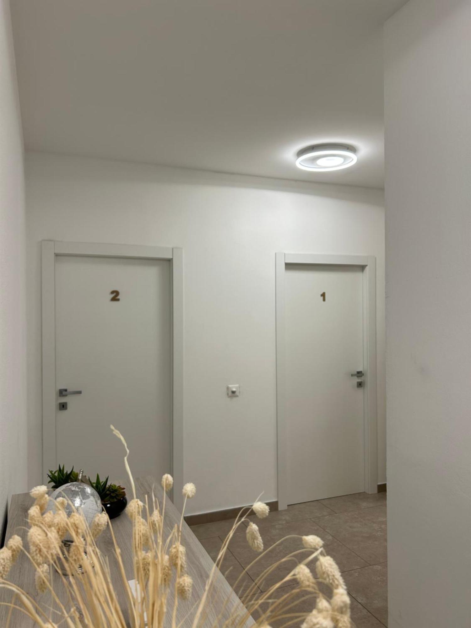 *Veranda'S Rooms* - Free Parking In Central Lugano Eksteriør billede
